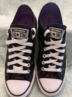 Converse Black Sequin Low Top Sneaker Size 7